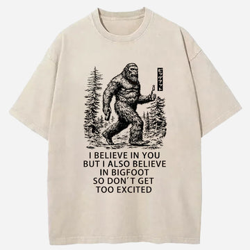 Personality fashion Bigfoot Walking In The Forest Washed T-Shirt