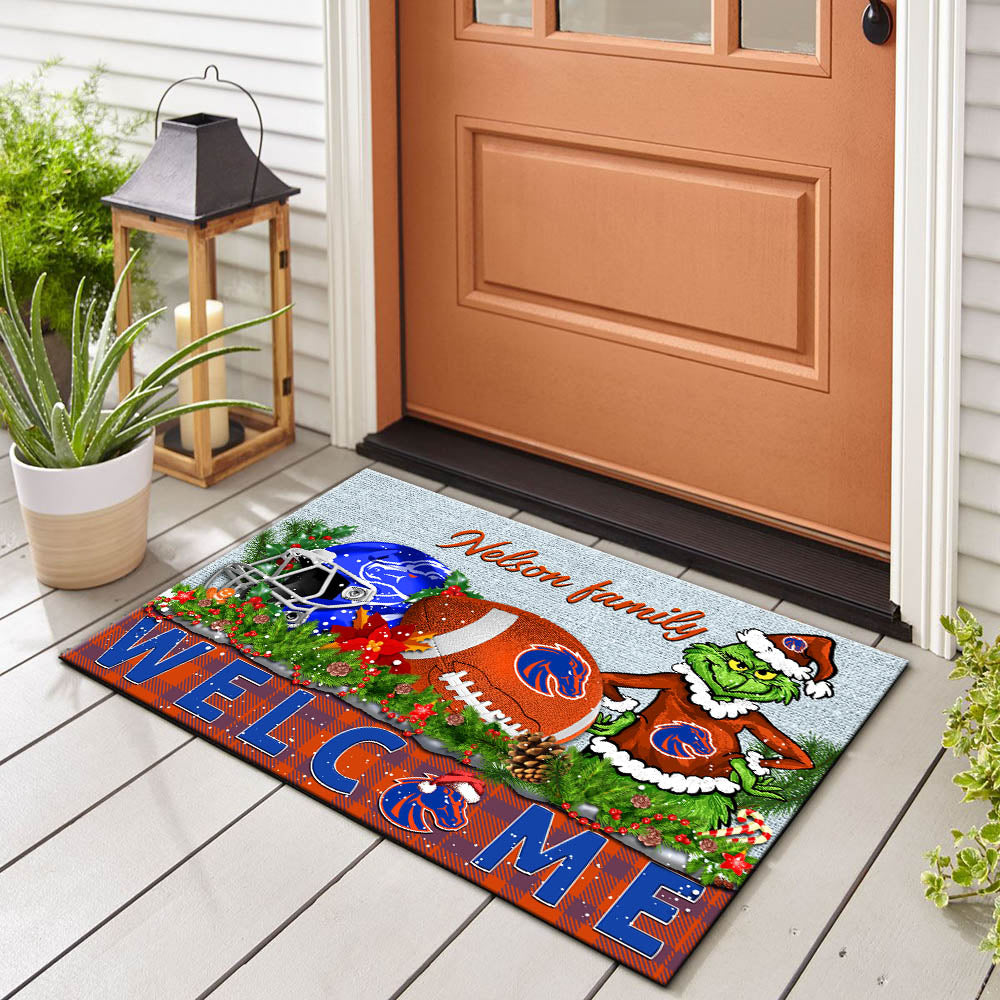 Boise State Broncos Football Team Doormat Personalized Your Family Name, Sport And Grinch Doormat, Football Lovers Gifts, Home Decorations ETHY-53152