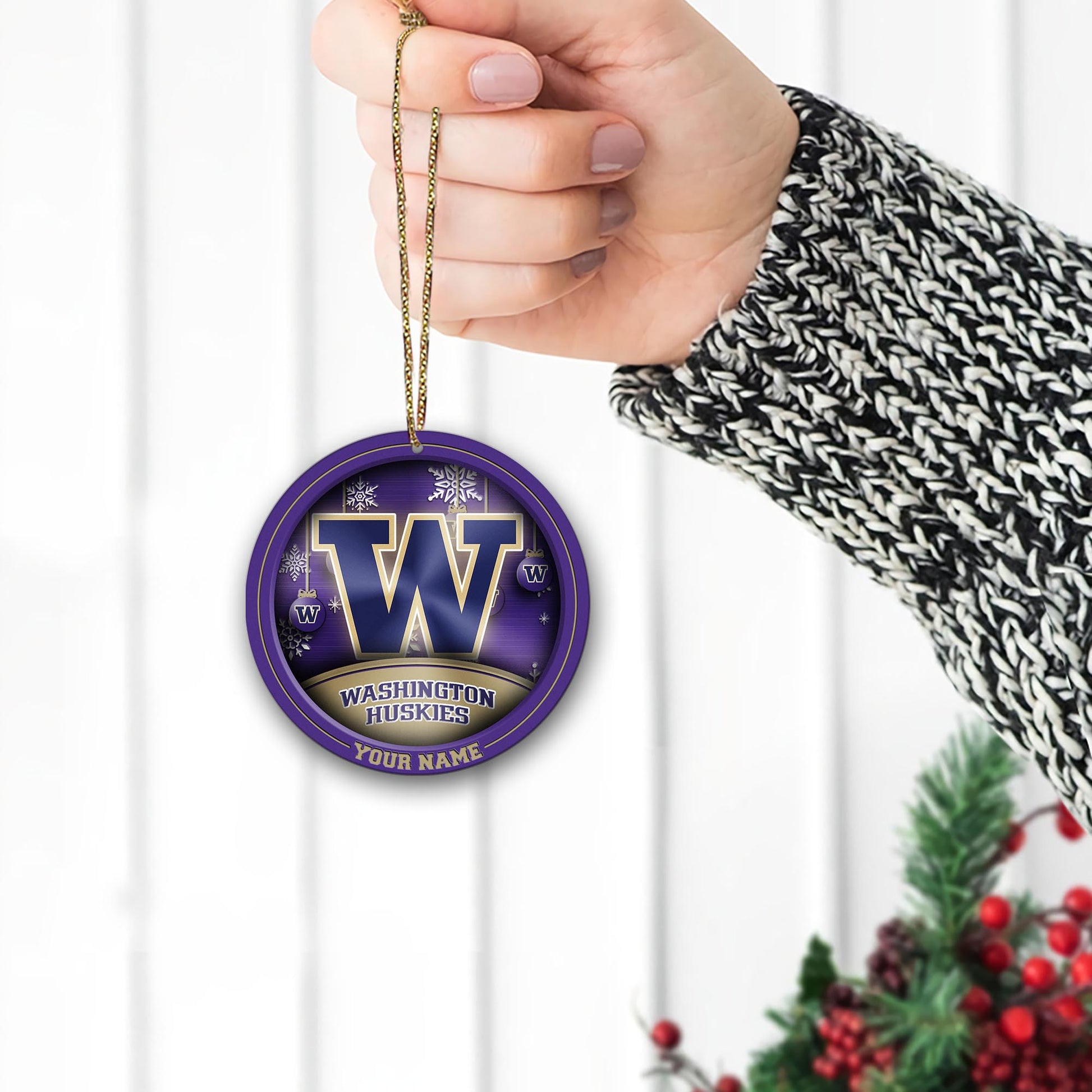 Washington Huskies Circle Aluminium Custom Ornament 2 Side Trending New Arrivals H52912 ETUG311023